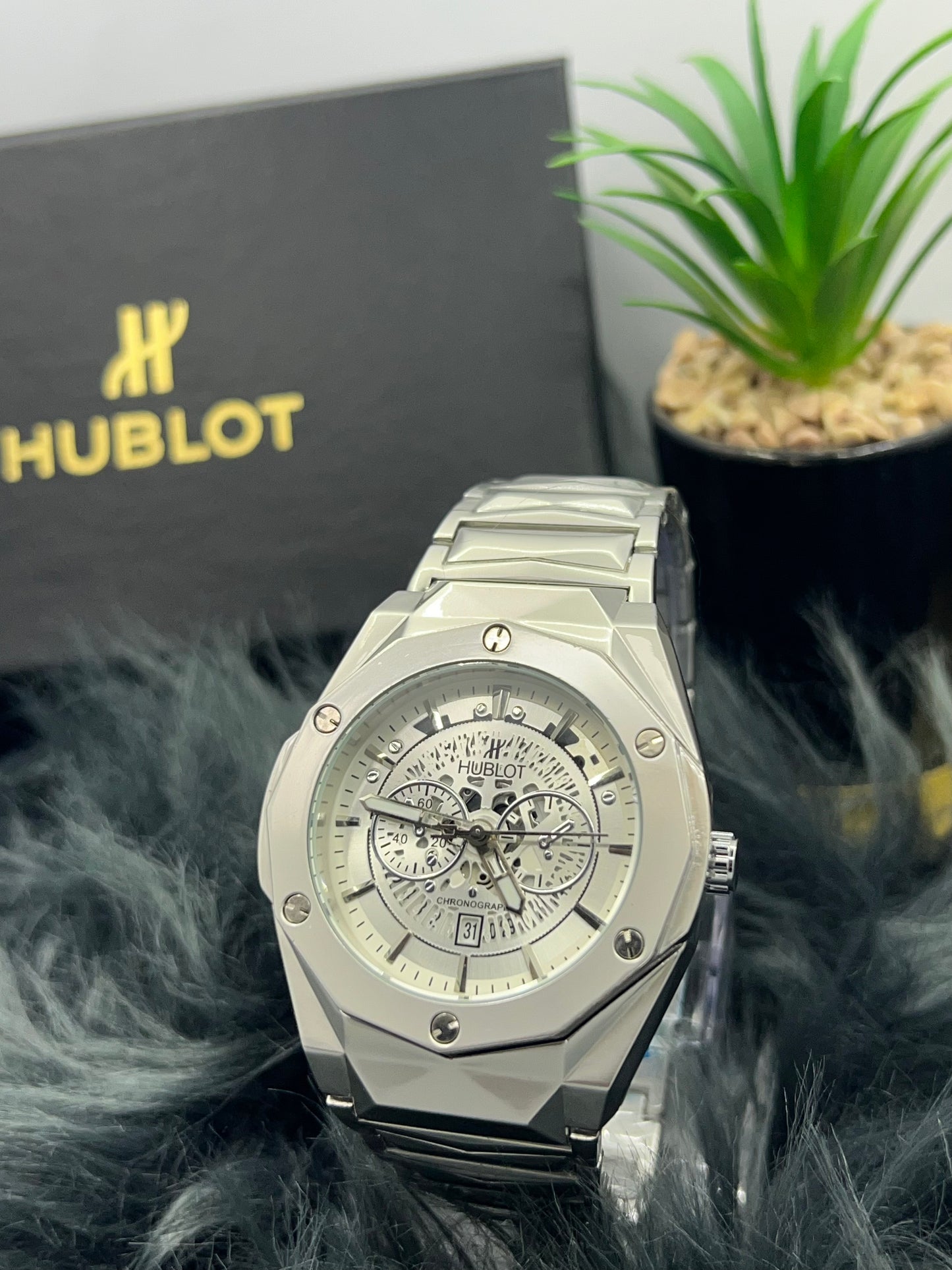 HUBLOT Chain with Date | Satinless Steel Luxury Watch