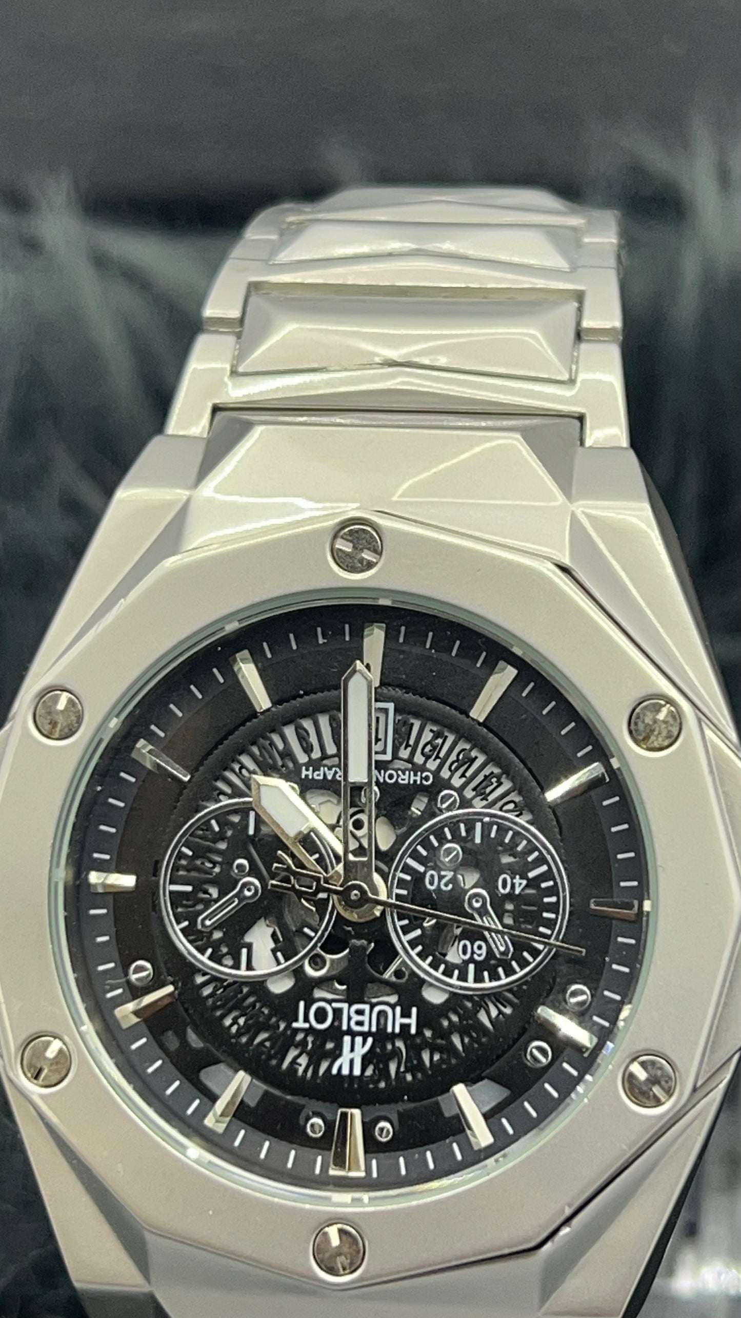 HUBLOT Chain with Date | Satinless Steel Luxury Watch