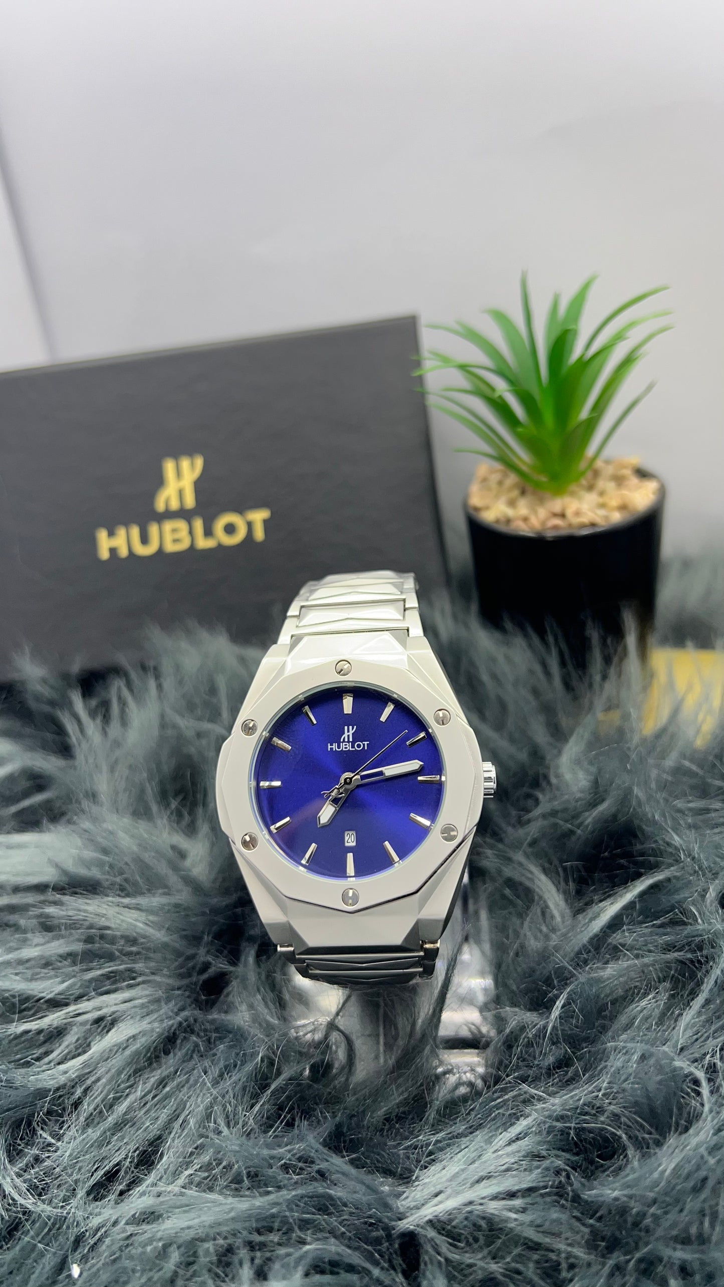 HUBLOT Stainless Steel Watch with Blue Dial - R.R TIMEPIECES