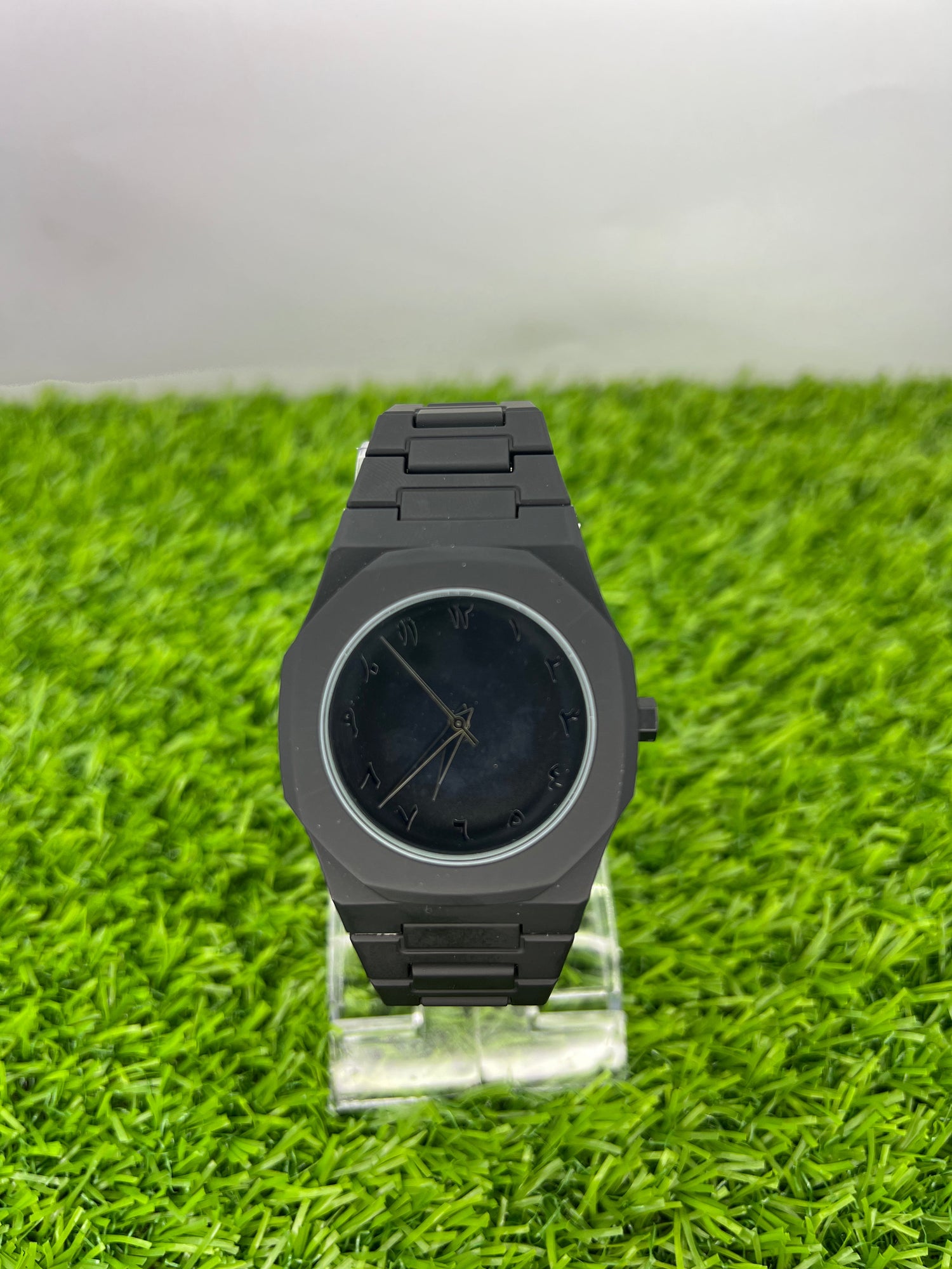 Black Aura Stainless Steel Watch – Lightweight and Stylish - R.R TIMEPIECES