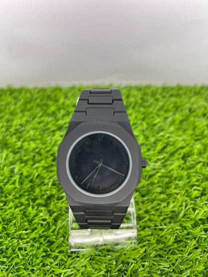 Black Aura Stainless Steel Watch – Lightweight and Stylish